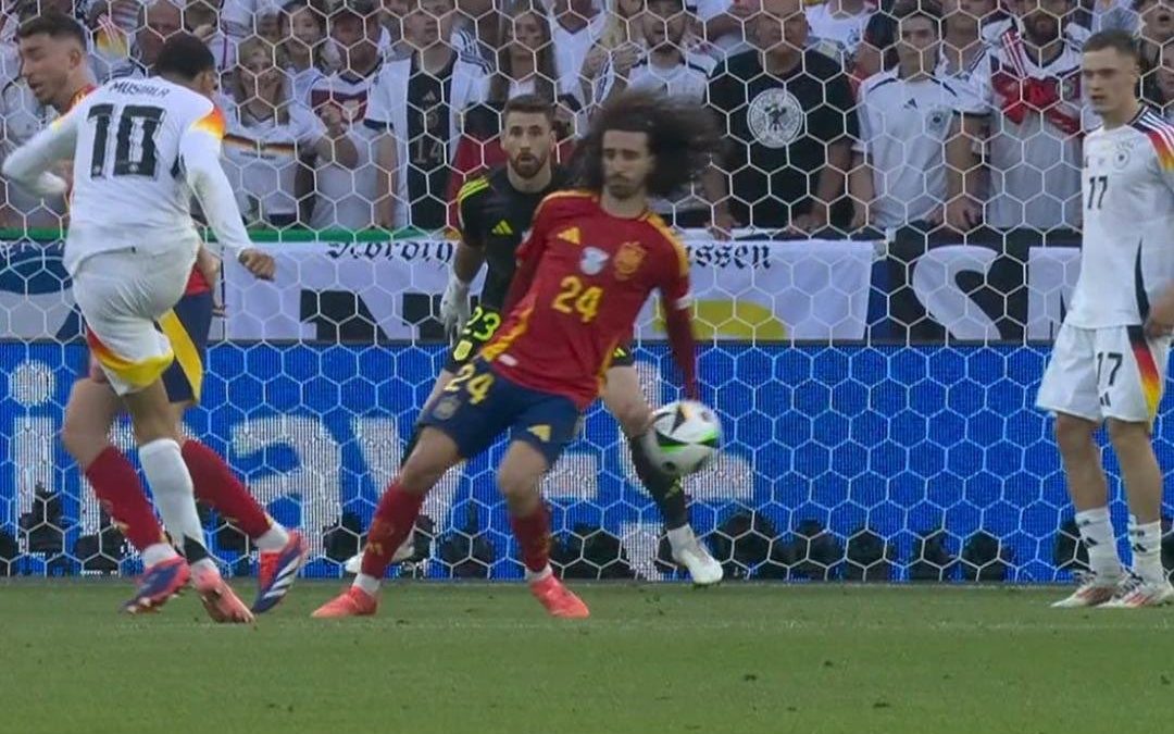 Reakcije na suca utakmice Njemačke i Španije: “Uvijek isto”…