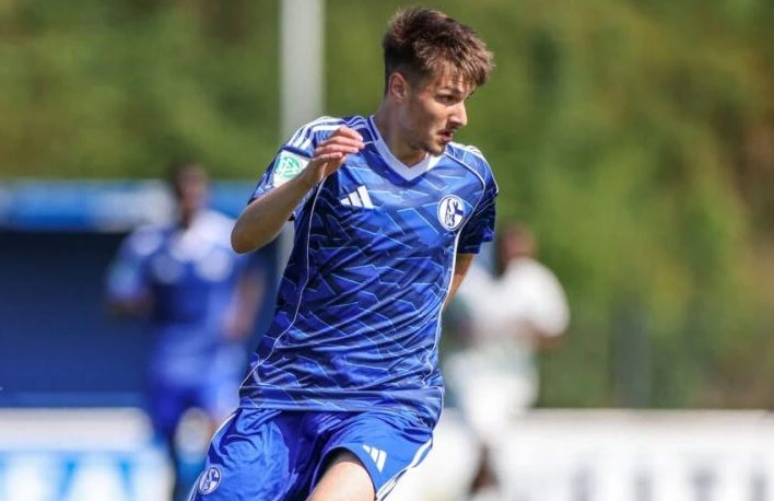 Muslić mu dao šansu: Mladi Bosanac sa 17 godina debitirao za Schalkea