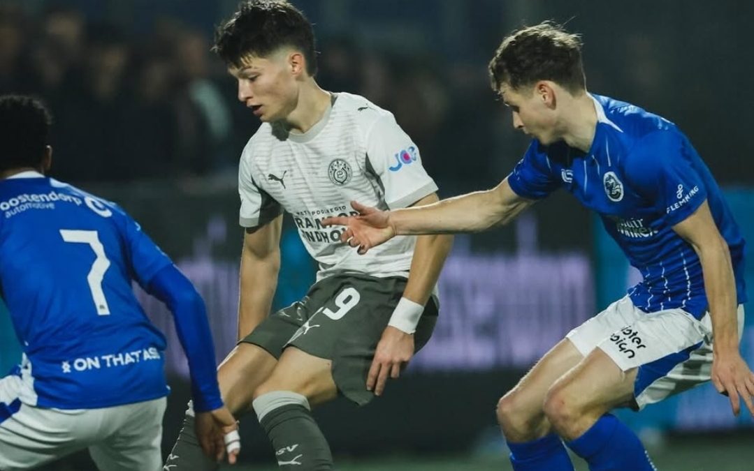 Bajraktarević igrao na novoj poziciji i postigao gol, trener PSV-a ima drugu zamisao