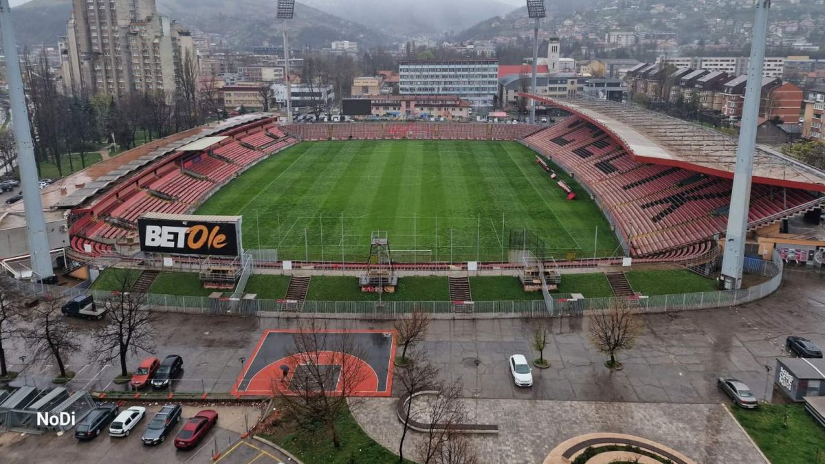 Dino iz Zenice iznajmljuje balkon za 500 eura uz roštilj i piće: “Ovo je pogled na stadion”
